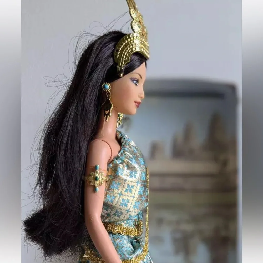 COLLECTOR’S BARBIE DOLLS OF THE WORLD PRINCESS‎ COLLECTION PRINCESS OF CAMBODIA - Picture 2 of 16